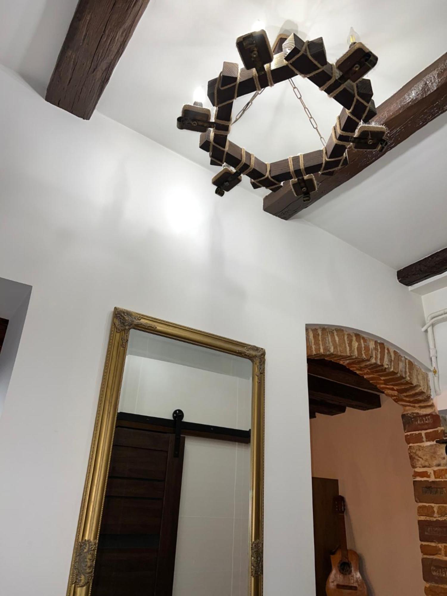 Cozy Loft В Самому Центрі Львова Apartment Ngoại thất bức ảnh