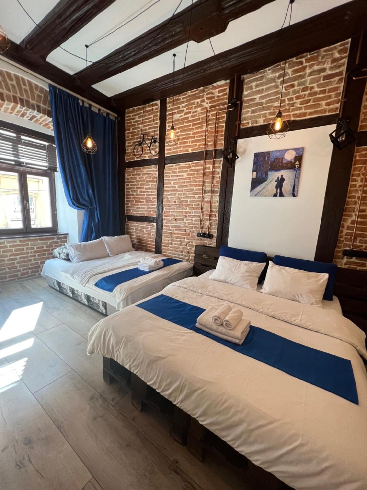 Cozy Loft В Самому Центрі Львова Apartment Ngoại thất bức ảnh